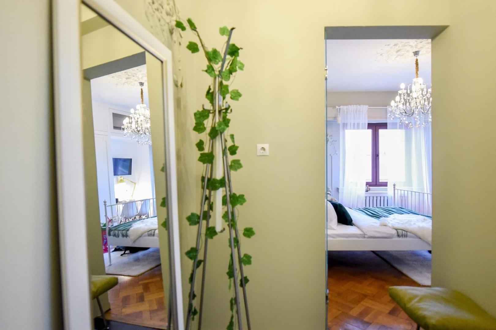 Cozy Studio Overlooking The Old Town Bukurešť Exteriér fotografie